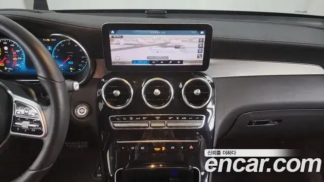 Mercedes-Benz GLC-Class, 2022