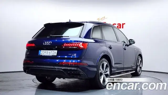 Audi Q7, 2022