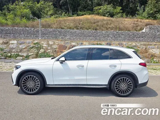 Mercedes-Benz GLC-Class, 2023