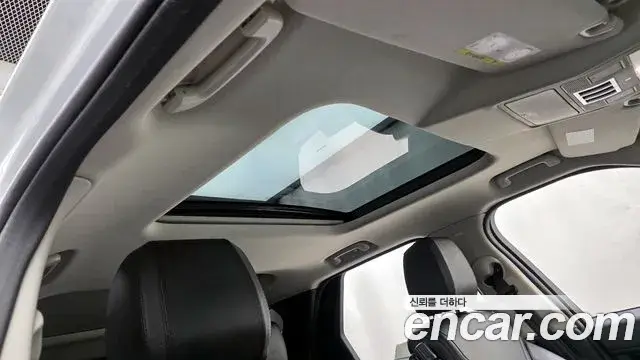 Land Rover Discovery 5, 2019