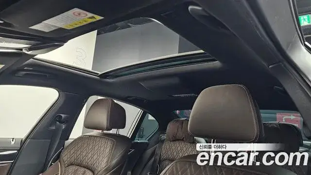 BMW 7 Series, 2020
