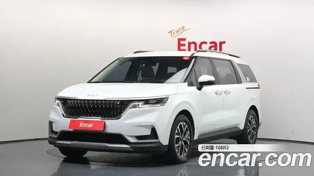 Kia Carnival, 2022