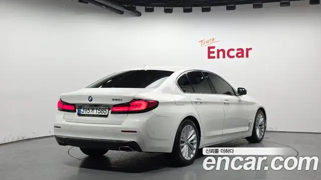 BMW 5 Series, 2021