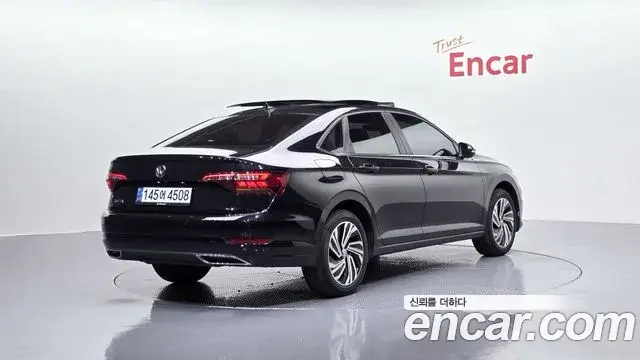 Volkswagen Jetta, 2021