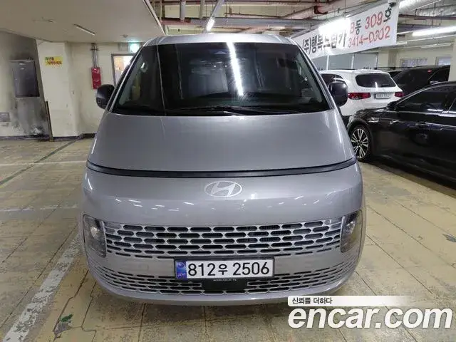 Hyundai Staria, 2025