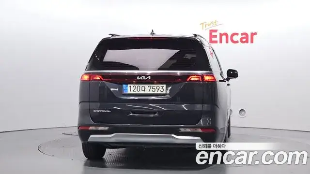 Kia Carnival, 2021