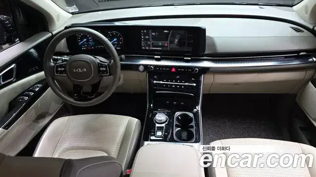 Kia Carnival, 2022