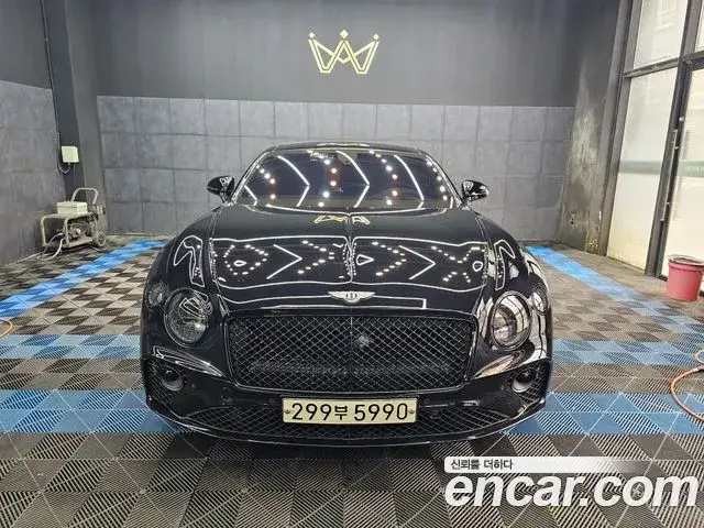 Bentley Continental GT, 2023