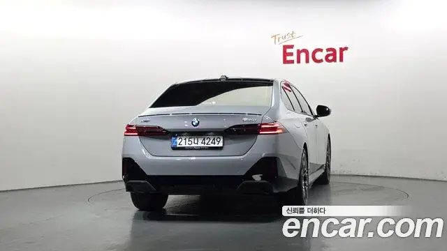 BMW 5 Series, 2025