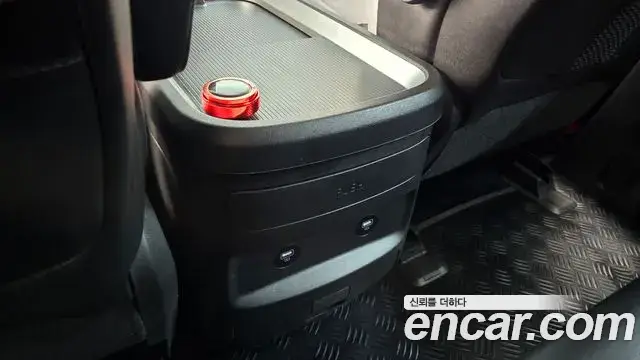 Hyundai Staria, 2021