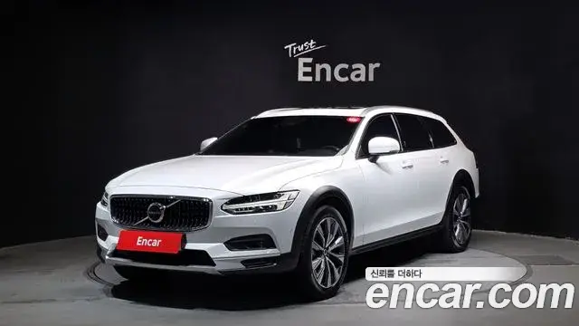 Volvo V90 Cross Country, 2023