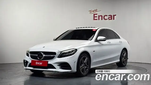 Mercedes-Benz C-Class, 2020