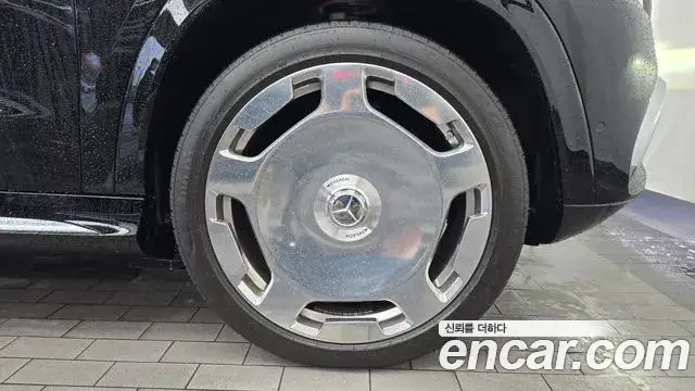 Mercedes-Benz GLS-Class, 2023