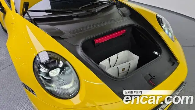 Porsche 911, 2024