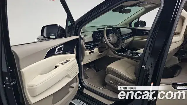 Kia Carnival, 2024