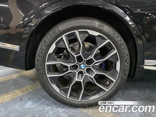 BMW X7, 2025