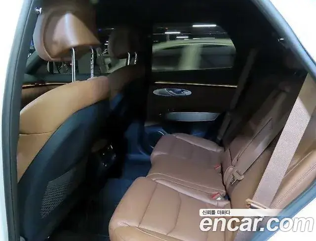 Genesis GV70, 2024