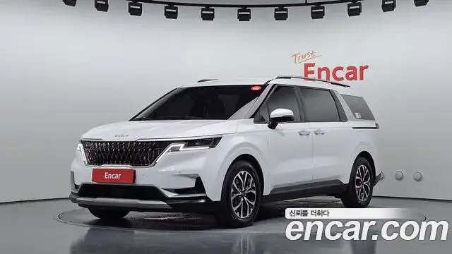 Kia Carnival, 2023