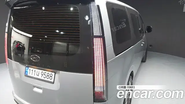 Hyundai Staria, 2021