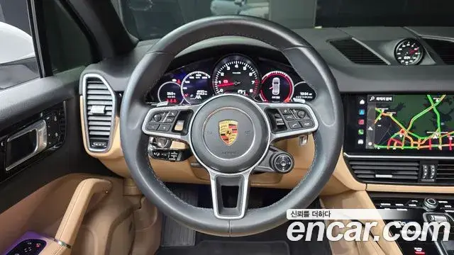 Porsche Cayenne, 2023