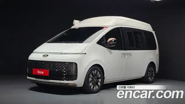 Hyundai Staria, 2023