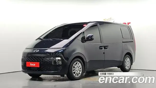 Hyundai Staria, 2021