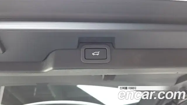 Land Rover Discovery 5, 2019