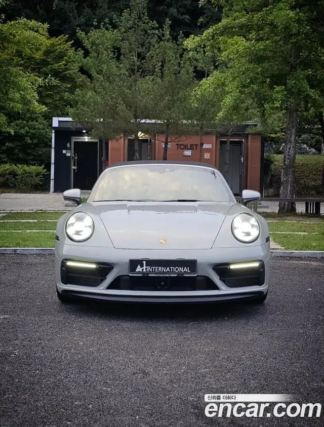 Porsche 911, 2024