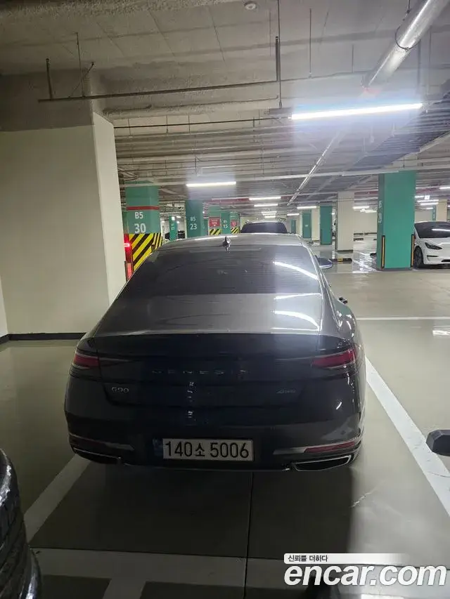 Genesis G90, 2022