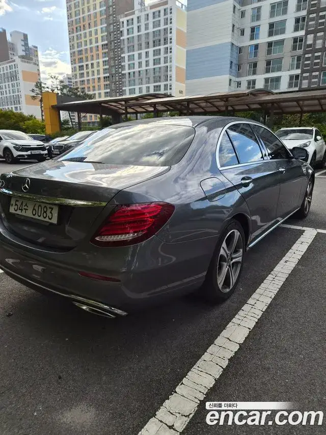 Mercedes-Benz E-Class, 2018