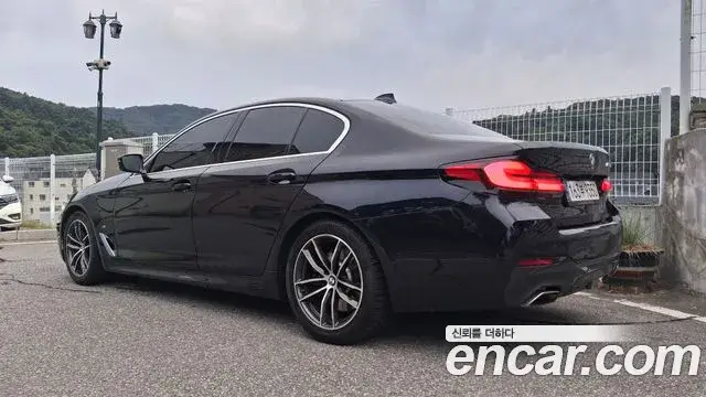 BMW 5 Series, 2022