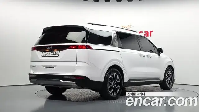 Kia Carnival, 2022