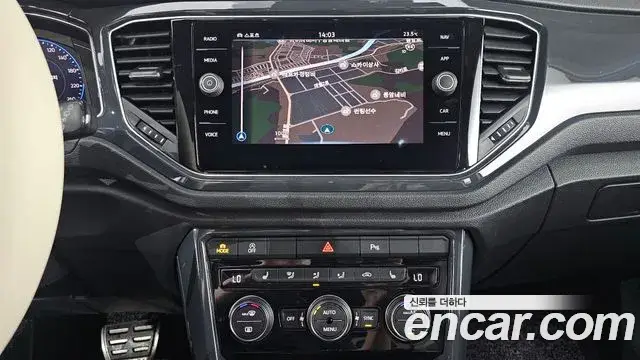 Volkswagen T-Roc, 2021