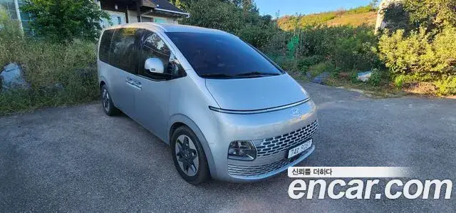Hyundai Staria, 2021