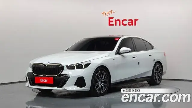 BMW 5 Series, 2024