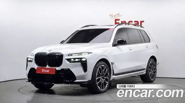 BMW X7, 2025