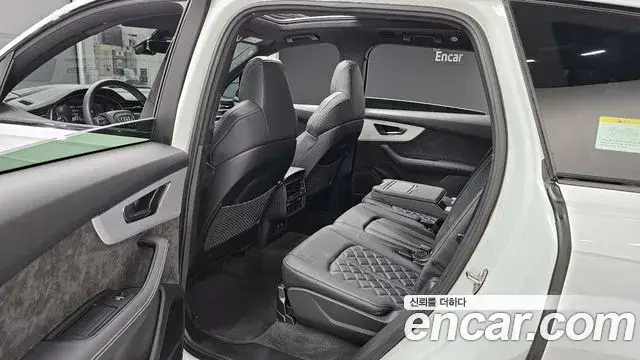 Audi Q7, 2022