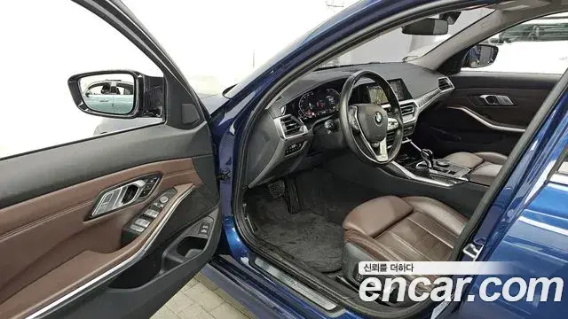 BMW 3 Series, 2022