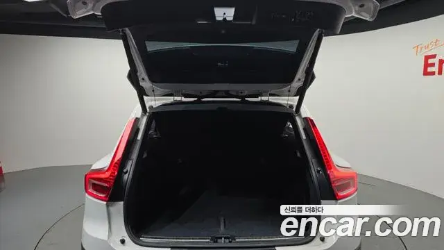 Volvo XC40, 2019