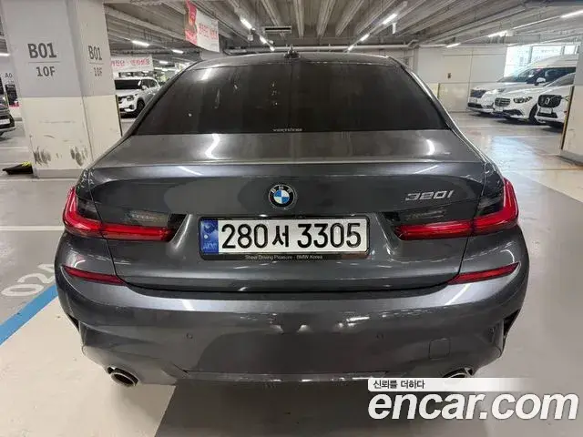 BMW 3 Series, 2021