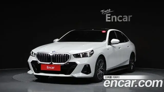 BMW 5 Series, 2025