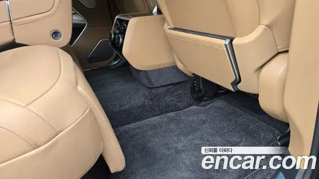 Land Rover Range Rover, 2025