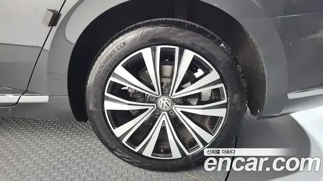 Volkswagen Arteon, 2019