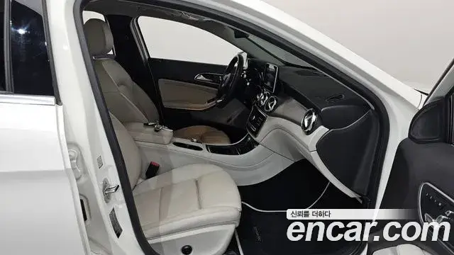Mercedes-Benz GLA-Class, 2019