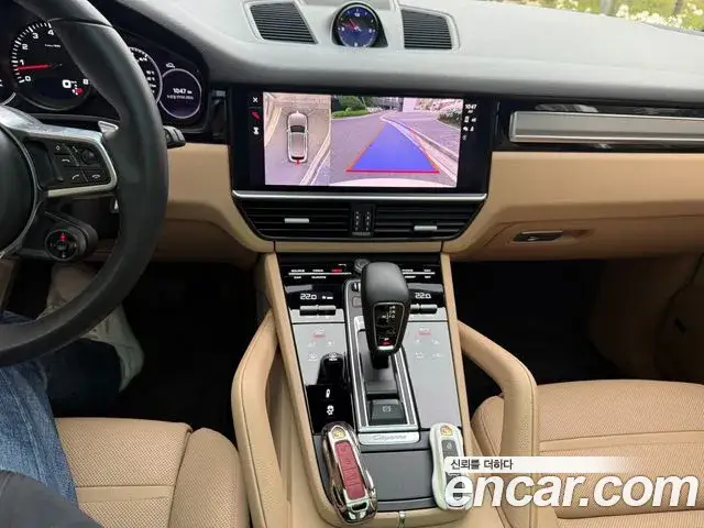 Porsche Cayenne, 2023