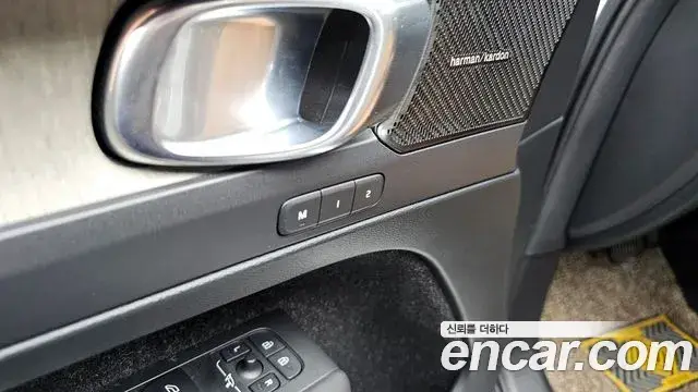 Volvo XC40, 2019