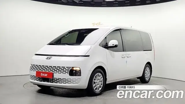 Hyundai Staria, 2022