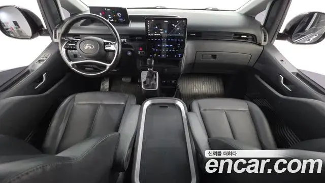 Hyundai Staria, 2021