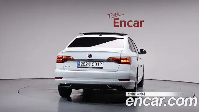 Volkswagen Jetta, 2021