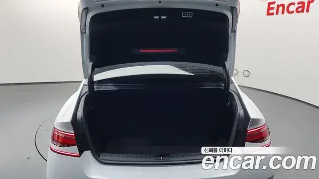 Genesis G90, 2022